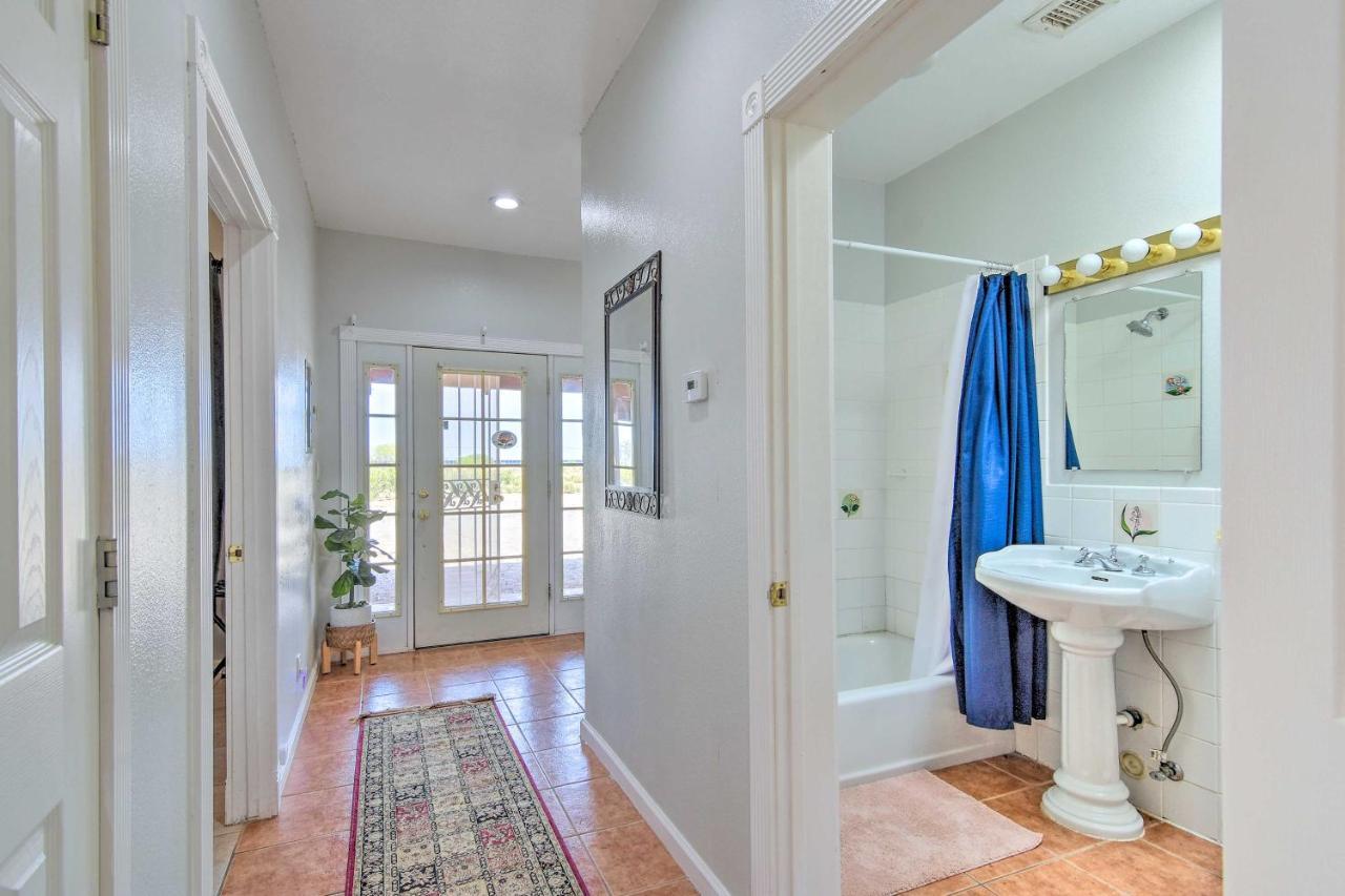 Tranquil Eloy Apartment With Oasis Courtyard! エクステリア 写真